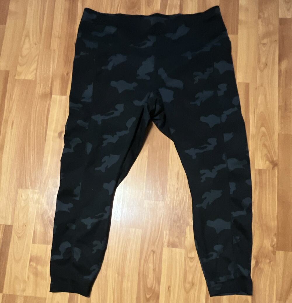 Yogalicious Lux Women's Plus 2X High Rise Stretch Camo Black/Gray Ankle Leggings